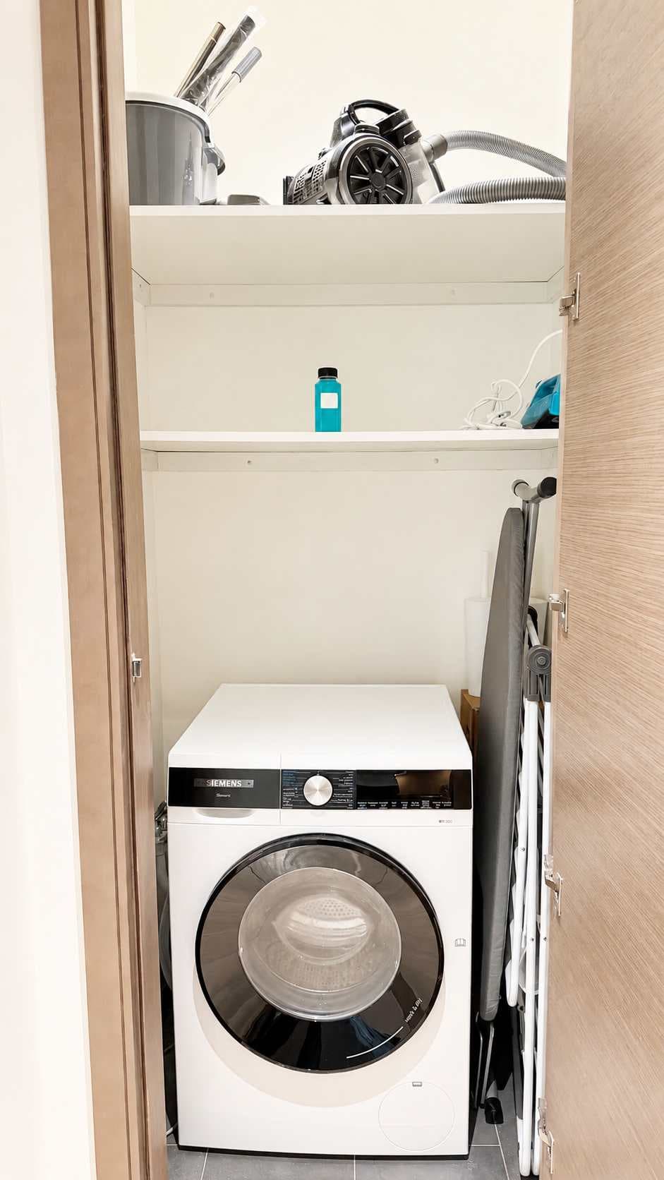 Rentico | 1BR | Pool View | Gym & Desk | Hartland — photo 18
