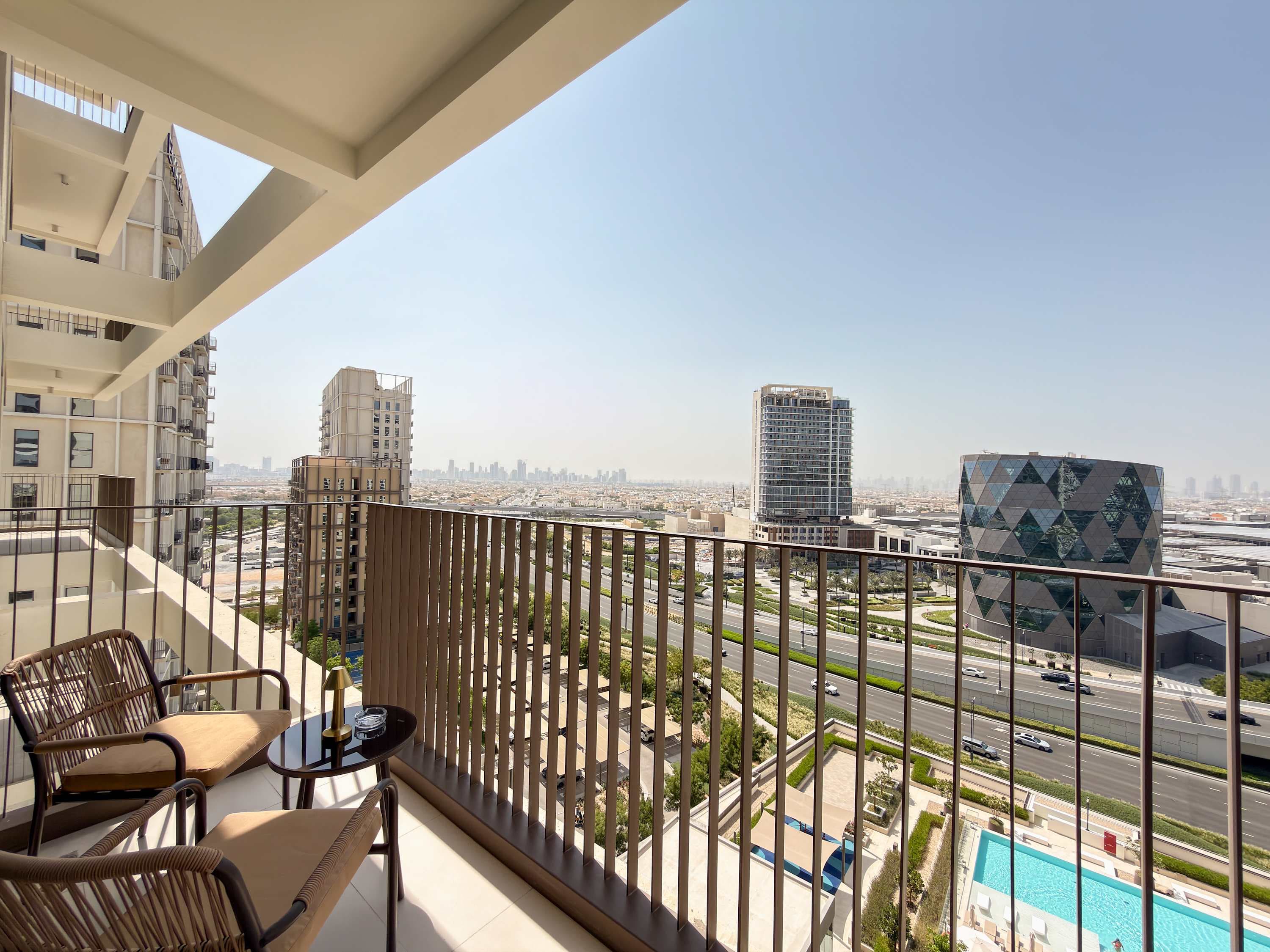 Rentico | Luxury 1BR Hills Park | Pool & Mall โ photo 11